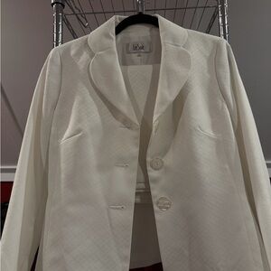 Le Suit Women's Cream Blazer